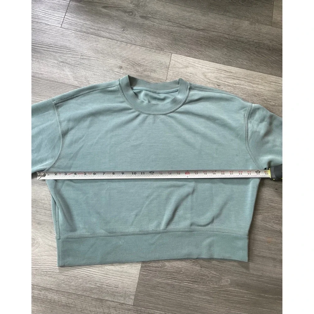 Lululemon Softstreme Cropped Crewneck Sweatshirt Womens Sage Green